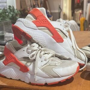 Nike Air Huarache Run​